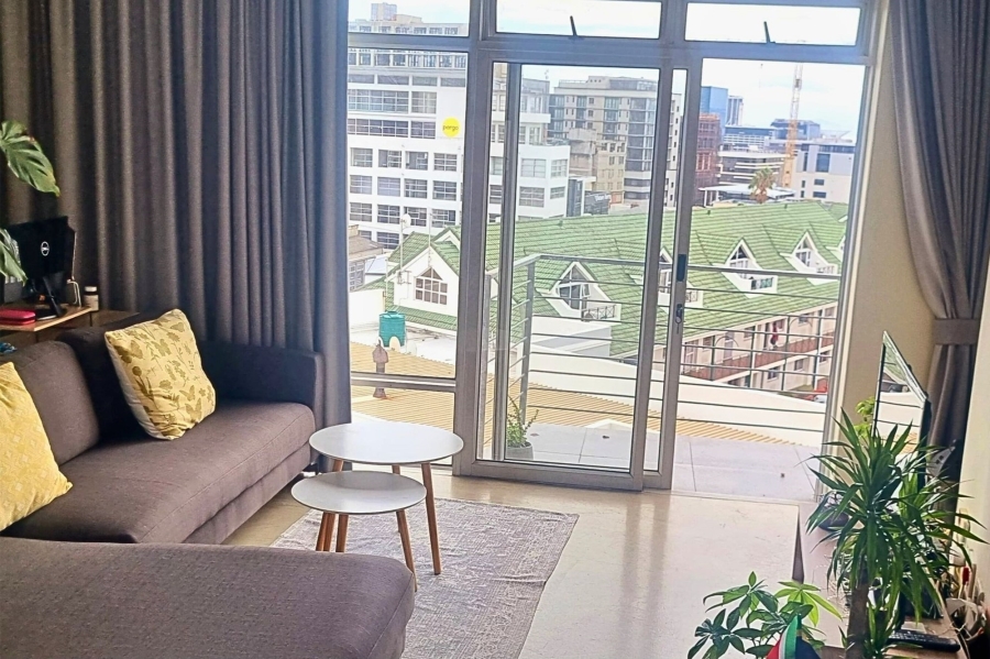 1 Bedroom Property for Sale in Gardens Western Cape